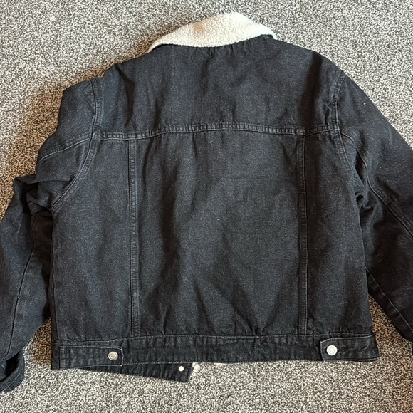Black Sherpa lined Jean jacket. - Picture 5 of 5